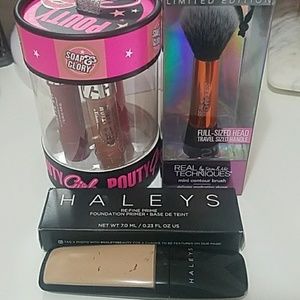 New make up bundle